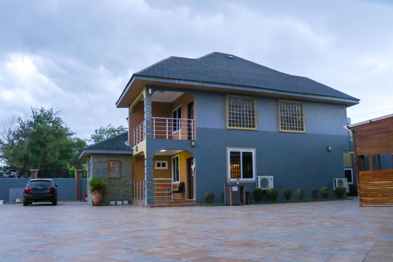 Bays Lodge, Accra Exterior photo